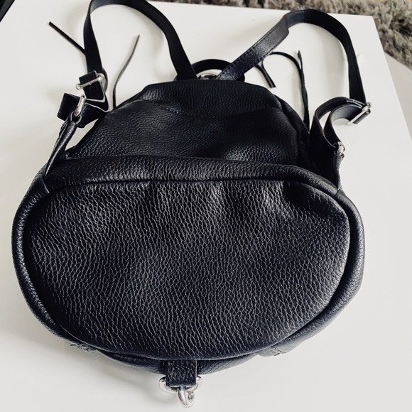 Rebecca Minkoff Julian Backpack in black leather - Picture 2 of 4